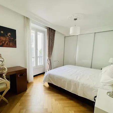 Elegant 4 Pieces Au Coeur Du Artiste Appartamento Parigi