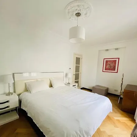 Apartment Elegant 4 Pieces Au Coeur Du Artiste *